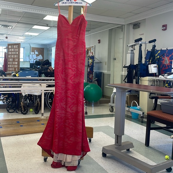 Xcite prom dress/evening gown . - Picture 2 of 6